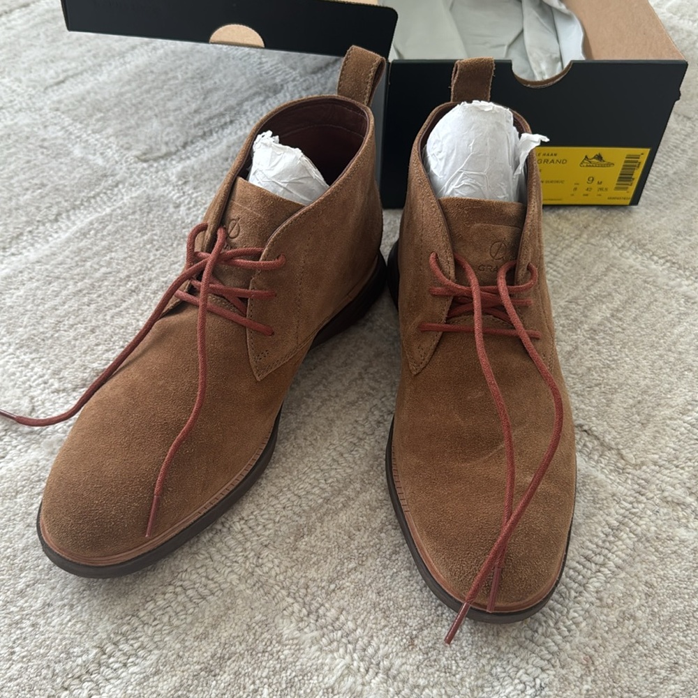 Box Mislabeled - NEW-Cole Haan GrandEvolution Chukka Men’s Shoes
